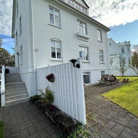 Beautiful 2 Bedroom Apartment Downtown Reykjavík Eksteriør bilde