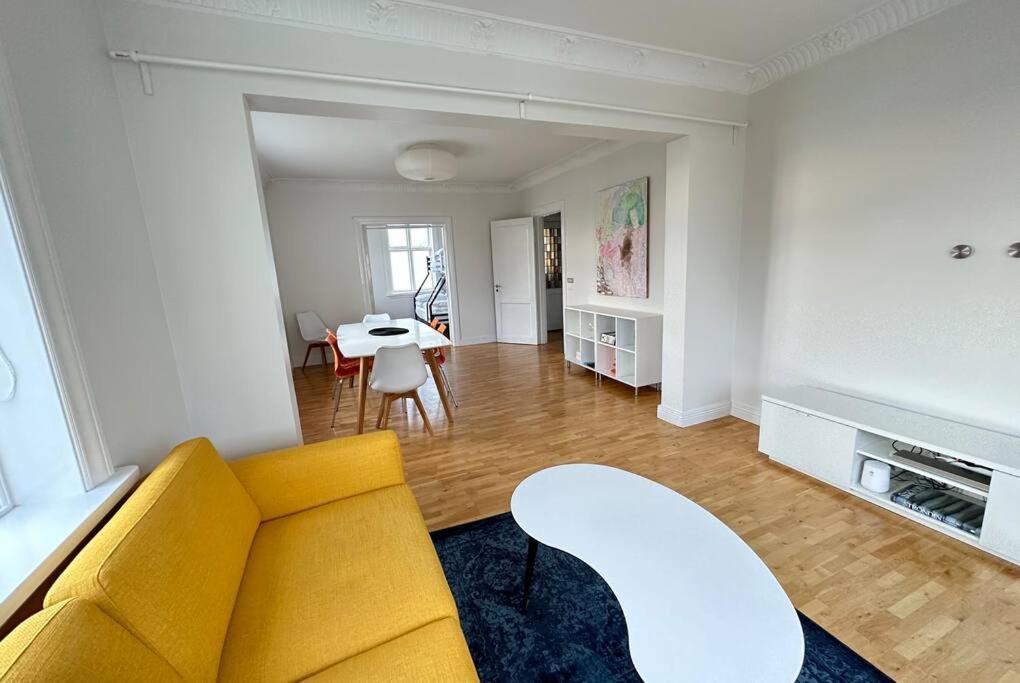 Beautiful 2 Bedroom Apartment Downtown Reykjavík Eksteriør bilde